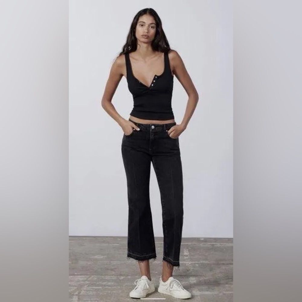 Zara Black Ness Cropped Flare Jeans Size 4 High Rise Row Hem Like New Condition